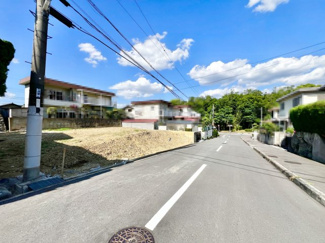 【前面道路含む現地写真】 | 赤坂台４丁　売土地 | 現況更地ですので、すぐにお家を建てられますね♪