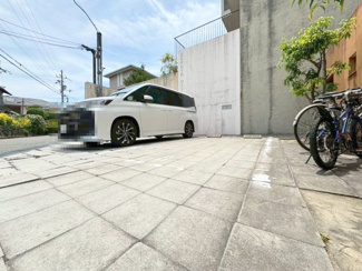 【駐車場】 | ゼファーヒル