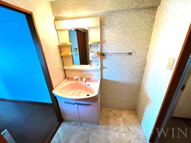 Un Belle富士見の独立洗面台