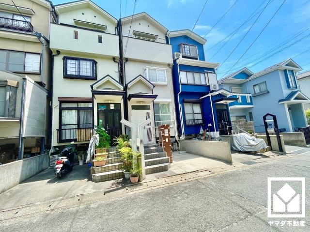 伏見区石田大受町の外観