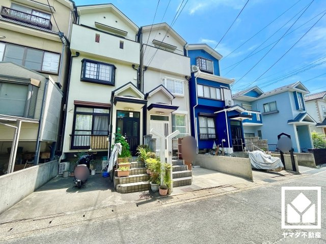 伏見区石田大受町の外観