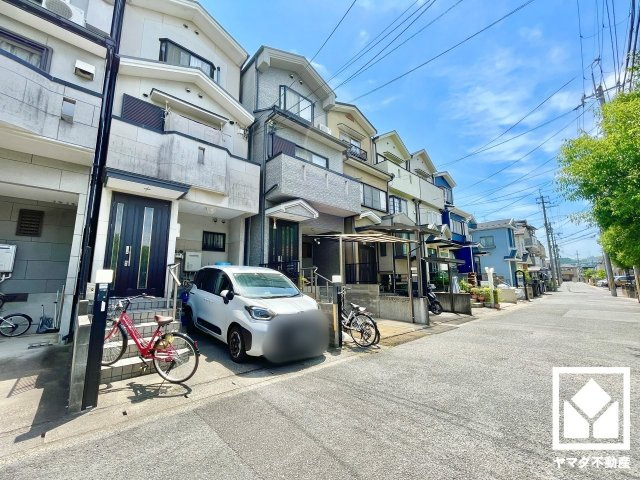 伏見区石田大受町の外観