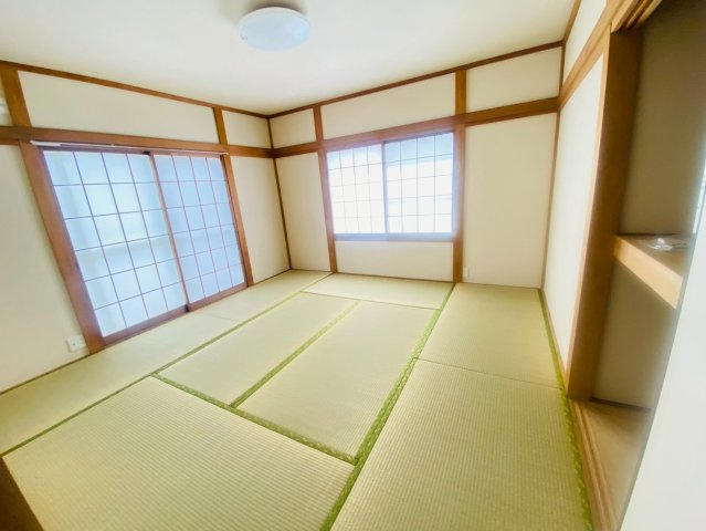 八街市文違　売戸建の和室