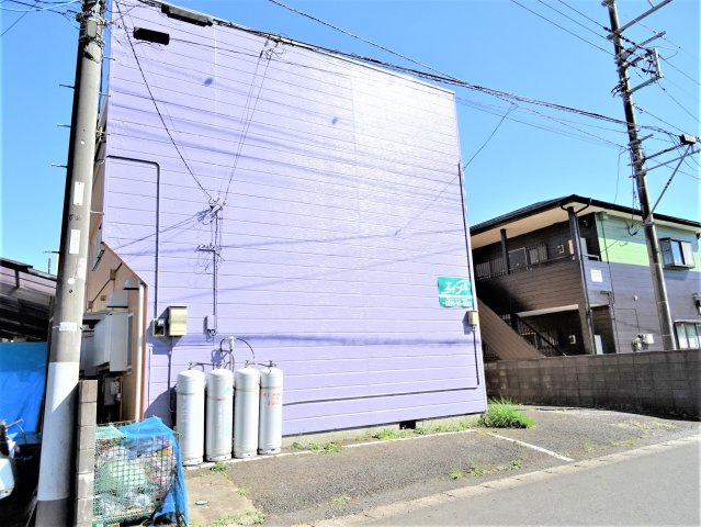 マウンテンハウスⅡの外観パース|敷地内ゴミステーション