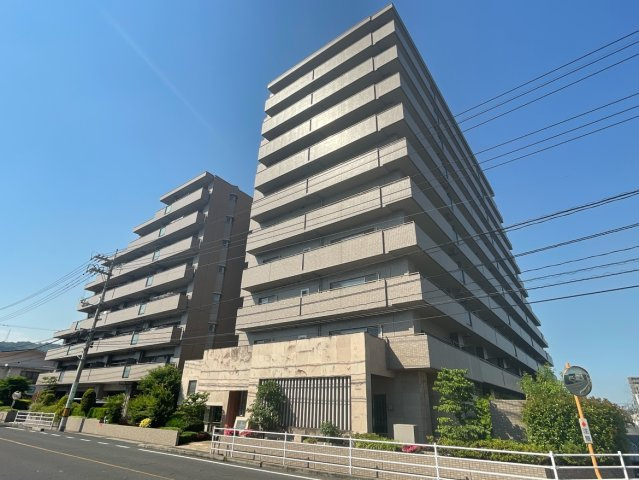 サーパス春日町第三