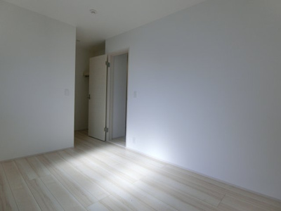 【洋室】 | リナージュ岸和田市額原町