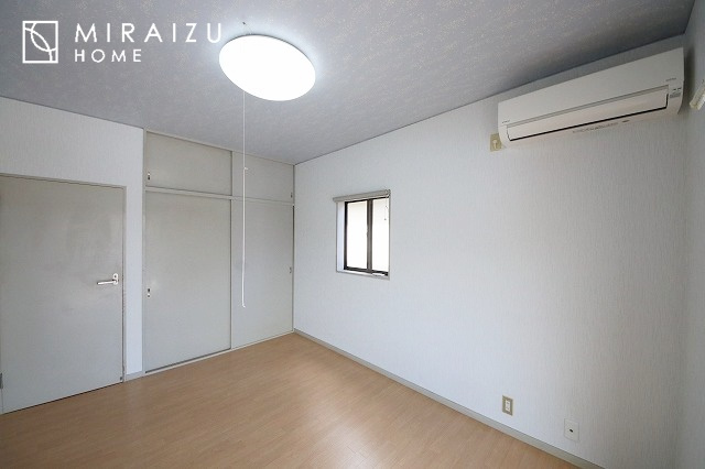 【子供部屋】 | お子様のお部屋にも主寝室にも使えますね。窓採光もばっちり、空気の入れ替えもOK！自分のお部屋を持ちたいお子様の夢を叶えます！