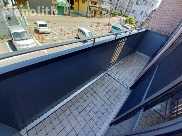 ファミール取石A棟のバルコニー