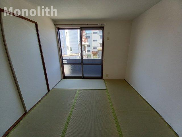 ファミール取石A棟の和室