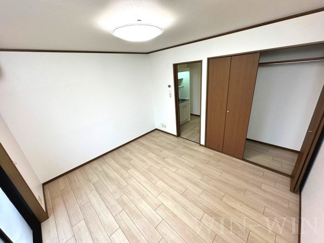 牛川南台の居間・リビング
