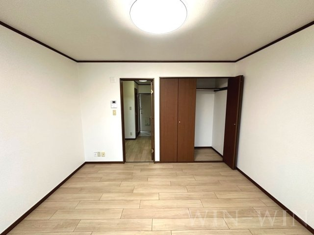 牛川南台の内装