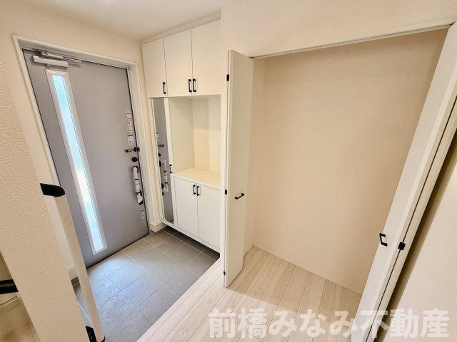 【新築】佐波郡玉村町斎田第２期　４号棟(全８棟)　リナージュ　新築建売分譲の玄関|毎日通る玄関はこちらです