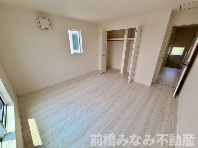 【新築】佐波郡玉村町斎田第２期　４号棟(全８棟)　リナージュ　新築建売分譲の洋室|洋室です