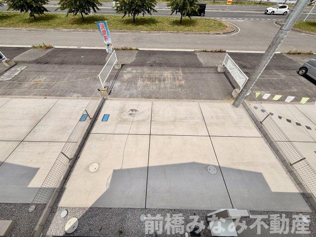 【新築】佐波郡玉村町斎田第２期　４号棟(全８棟)　リナージュ　新築建売分譲の駐車場|駐車スペースもあります