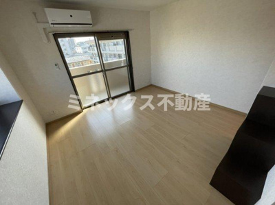 【セキュリティ】 | ヴィオッティ | 同タイプのお部屋の写真。現況を優先します。