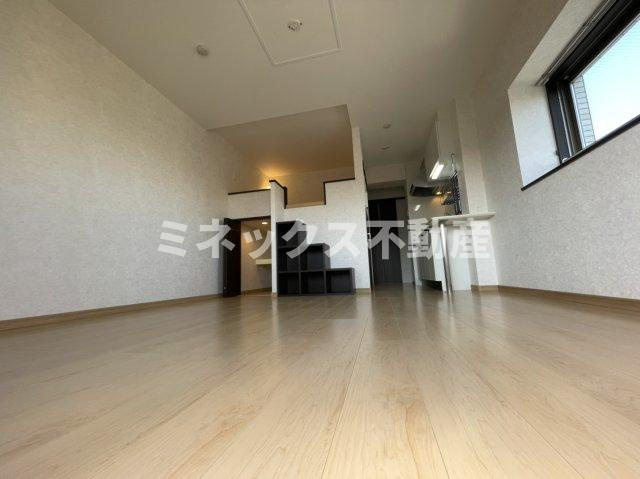 【居間・リビング】 | ヴィオッティ | 同タイプのお部屋の写真。現況を優先します。