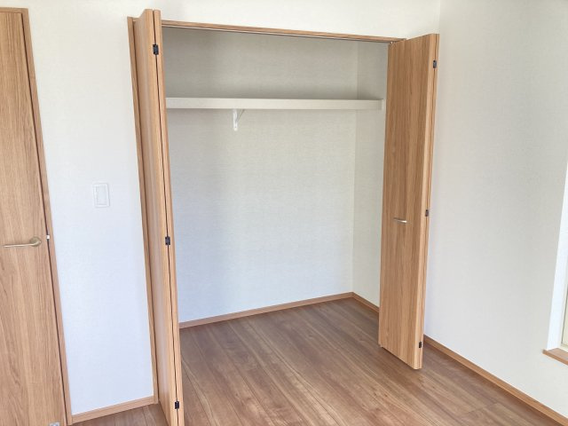 ハートフルタウン 前橋市南町2丁目11番　Ａ号棟の収納|【イメージ画像】2階洋室2収納です