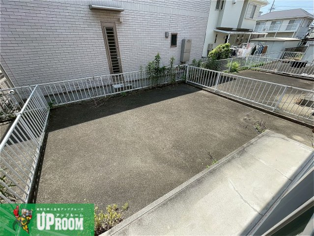 シャトル泉の庭
