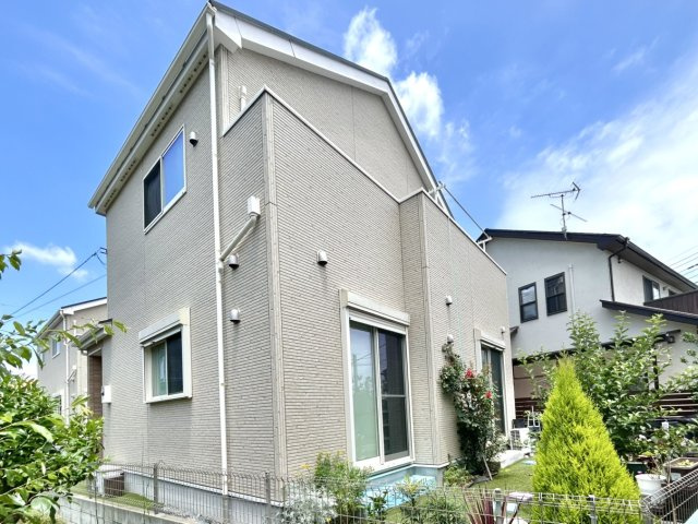 【中古戸建】伊勢崎市連取元町の外観|■外観｜閑静な住宅街で始める新しい暮らし♪開放的な毎日をあなたへ(^^♪
