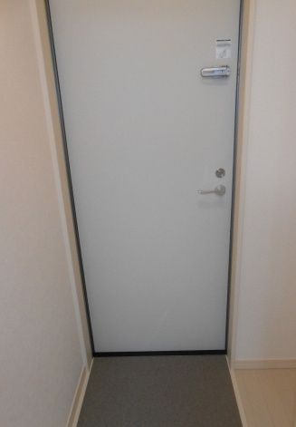 シャンテ田端の玄関