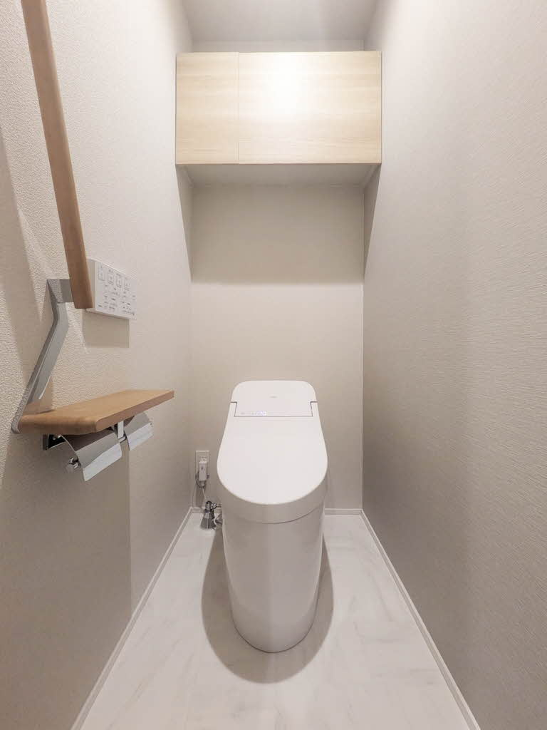 熊本市中央区南熊本１丁目の賃貸マンションのトイレ