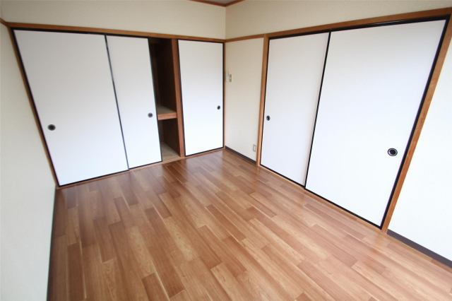グリーンロード草間の洋室|イメージ（同建物内別部屋の写真です）