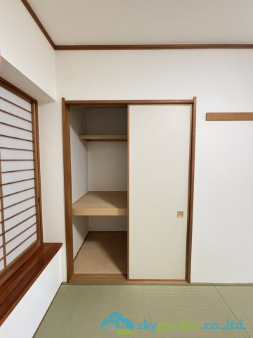 平塚市めぐみが丘2丁目　中古戸建の収納