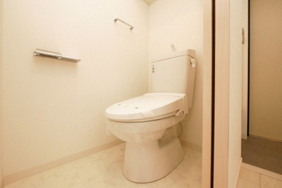 【トイレ】 | LIVIAZ NAMBA KRASS | 落ち着いた空間のトイレです