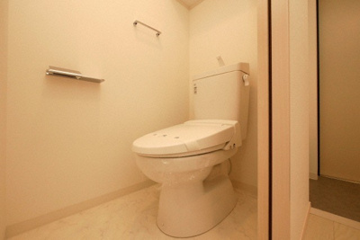 【トイレ】 | LIVIAZ NAMBA KRASS | 落ち着いた空間のトイレです