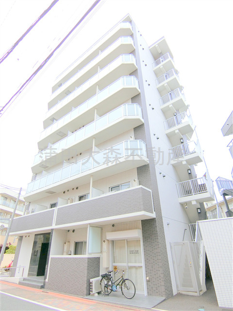 XEBECジーベック池上の外観|2013年7月築　RC鉄筋コンクリート造地上8階建て総戸数35戸の人気分譲賃貸マンション　東急池上線池上駅近の東京都大田区池上4丁目　オートロック宅配BOXゴミ捨て場