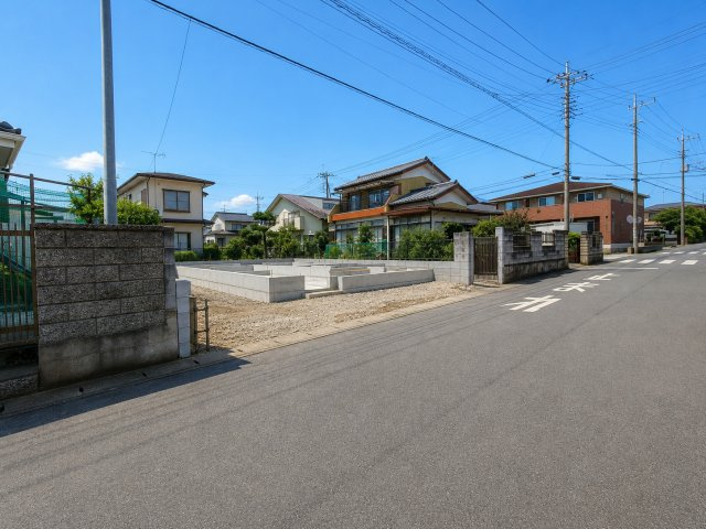 北葛飾郡松伏町　田中3丁目　新築戸建　　全2棟の前面道路含む現地写真|前面道路含む現地写真です