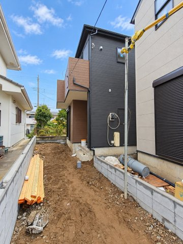 北葛飾郡松伏町　田中3丁目　新築戸建　　全2棟の前面道路含む現地写真|前面道路含む現地写真です