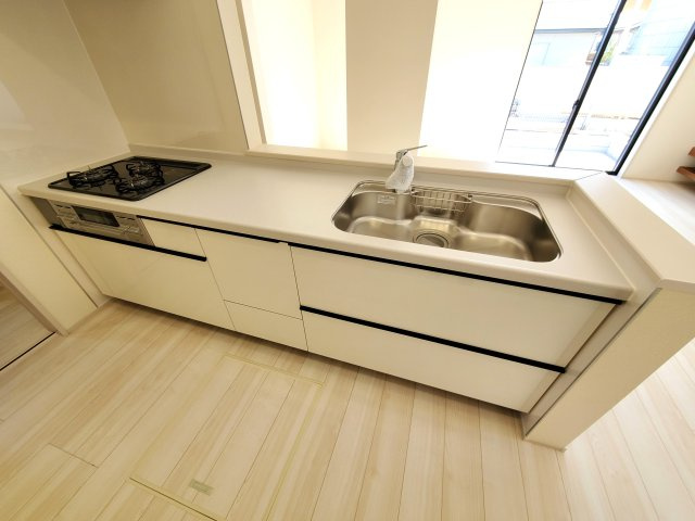 北葛飾郡松伏町　田中3丁目　新築戸建　　全2棟のキッチン|施工例です