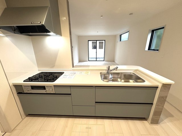 北葛飾郡松伏町　田中3丁目　新築戸建　　全2棟のキッチン|施工例です