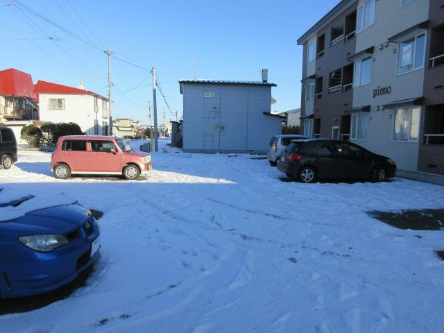 Pienoの駐車場