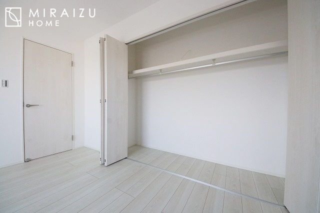 【洋室】 | 平日・休日問わず、いつでもご見学が出来ます♪☆実際に見て、触れて感じる安心のお住まい探しを体験して下さい♪☆物件情報だけでなく、地域の特色などなどエリア情報もお伝え出来たら嬉しいです♪