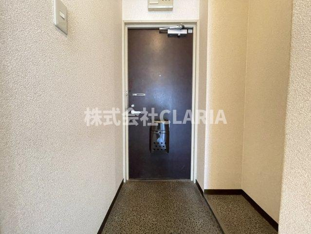 クリアポート福本の玄関