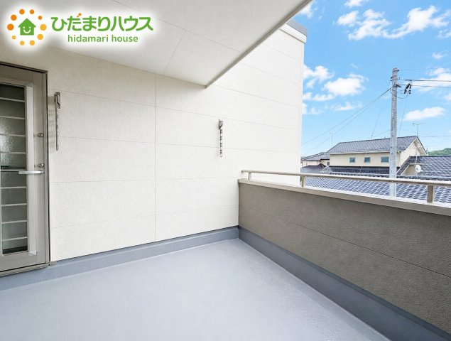 いわき市平赤井2期　新築戸建のバルコニー|広いインナーバルコニーは、ランドリースペースだけでなく、椅子を置いて風にあたりながら読書なんていかがでしょうか(^^♪