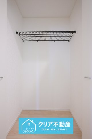 【収納】 | 桐生市広沢町第19　クレイドルガーデン　新築平屋 | 各居室だけでなくホール収納つきが嬉しい♪
