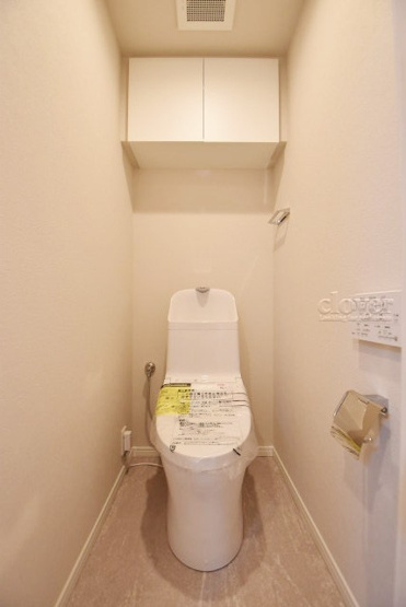 【トイレ】 | コスモ西大島グランステージ | トイレはもともと個人の領域である自宅の中でも、最もプライベートな空間です。だからこそ、ほしい「落ち着き」がここにあります。～即日のご見学可能～　お問合せはお気軽にどうぞ。