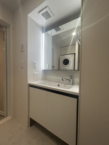 クラシスト三津屋南の独立洗面台