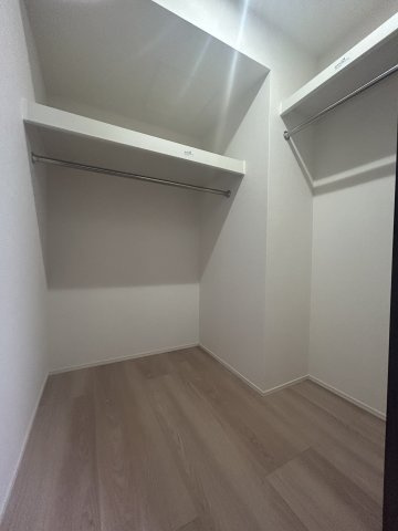 クラシスト三津屋南の収納
