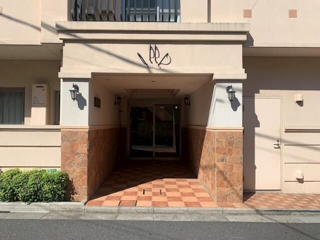 Ｌａ　Ｖｉｌｌａｇｅ　Ｎｏｕｍｅａのエントランス