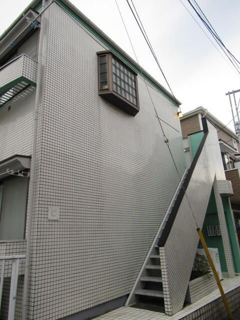 プラザ・ドゥ・モーリスＢ棟の外観