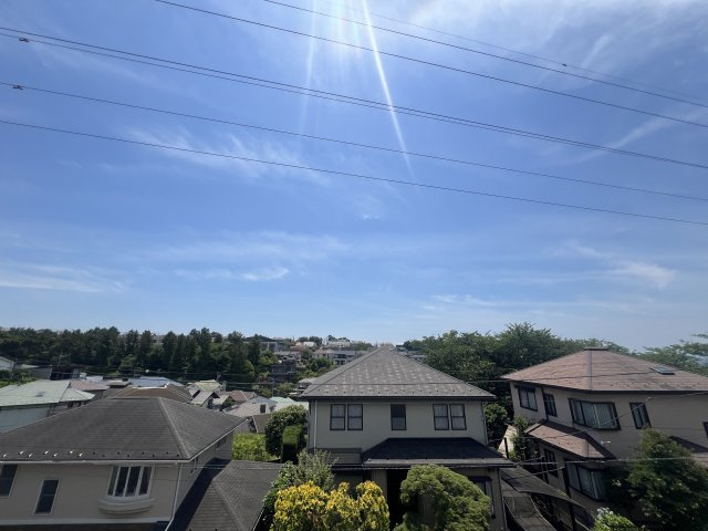 どこから見てもウットリ...片瀬山という地域にふさわしい佇まい。もちろん中身もハイスペック。な『藤沢市片瀬山１丁目』新築戸建の展望