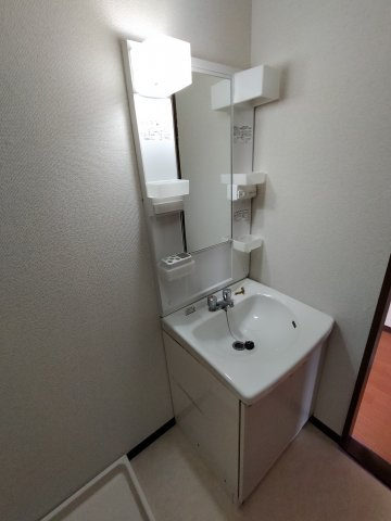 【独立洗面台】 | 吉鴻ハイネスⅢ