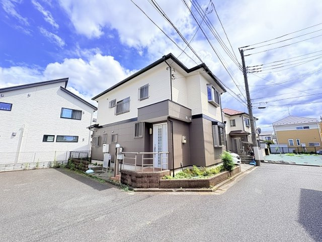 【外観】 | 西東京市泉町4丁目　中古一戸建住宅　(保谷店) | 食洗機、浴室暖房乾燥機、追焚機能、洗髪洗面化粧台、温水洗浄便座など設備仕様も充実しています。