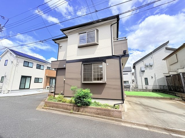 【外観】 | 西東京市泉町4丁目　中古一戸建住宅　(保谷店) | 第一種低層住居専用地域につき住環境の良さが魅力。