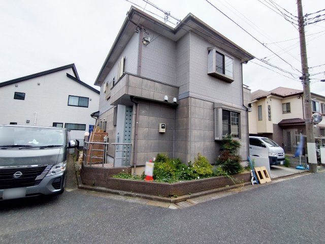【外観】 | 西東京市泉町4丁目　中古一戸建住宅　(保谷店) | スーパー、コンビニまで徒歩5分なので毎日のお買い物も快適。