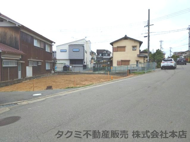 明石市大久保町西島　売り土地の前面道路含む現地写真